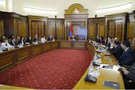 Armenian authorities to grant amnesty to taxi drivers 
