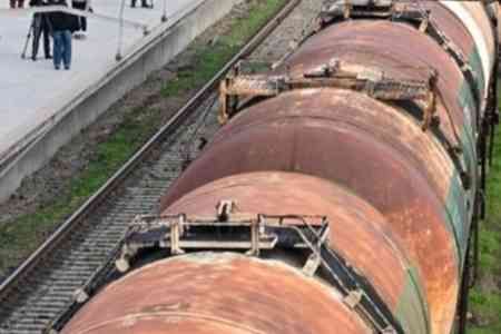 В Армению из Азербайджана отправлена очередная партия дизтоплива, а также минеральные удобрения из России