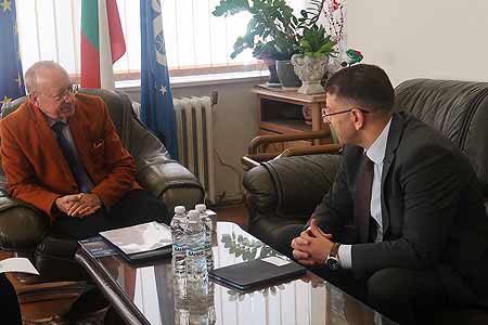 Посол Болгарии обсудил с главой Болгарской торгово-промышленной палаты перспективы развития сотрудничества с Арменией